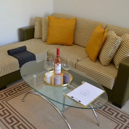 Viktoria 아파트 사레보